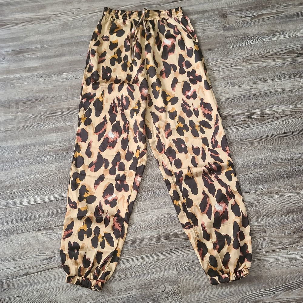 SHEIN Leopard Print Elastic Hem Drawstring Pants Size XS - Picture 4 of 15